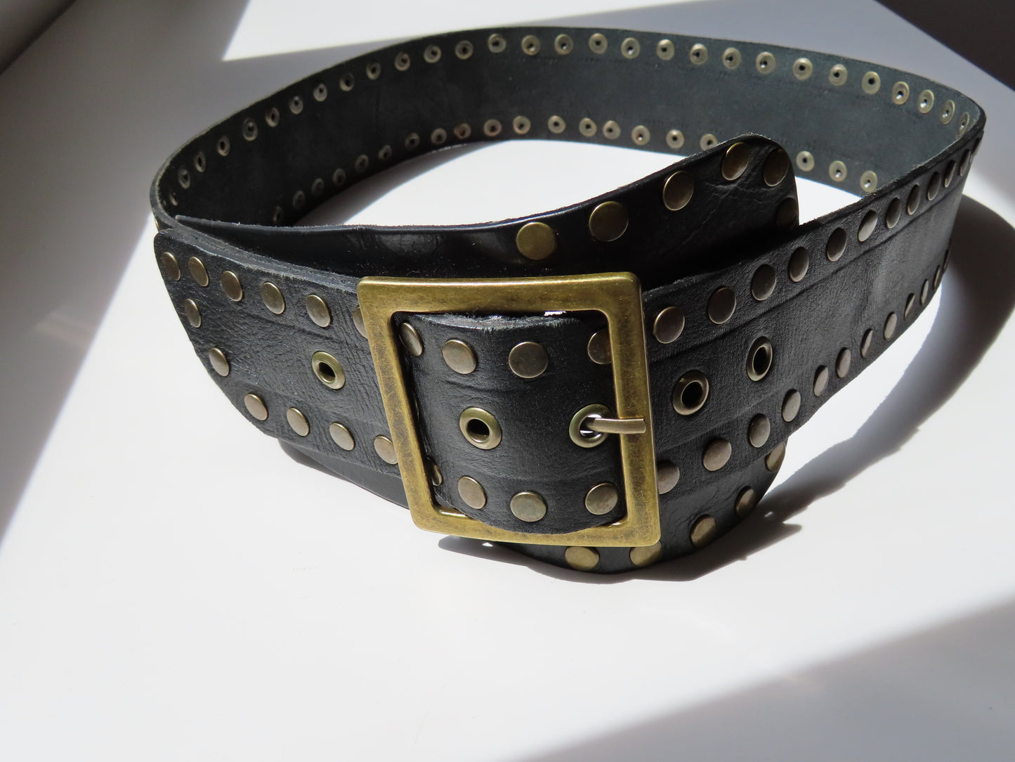 CINTURON NEGRO FAJIN TACHAS