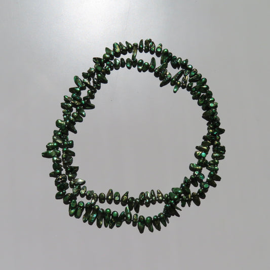 COLLAR DE PIEDRAS VERDE
