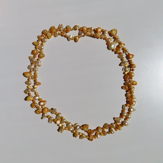 COLLAR DE PIEDRAS DORADO